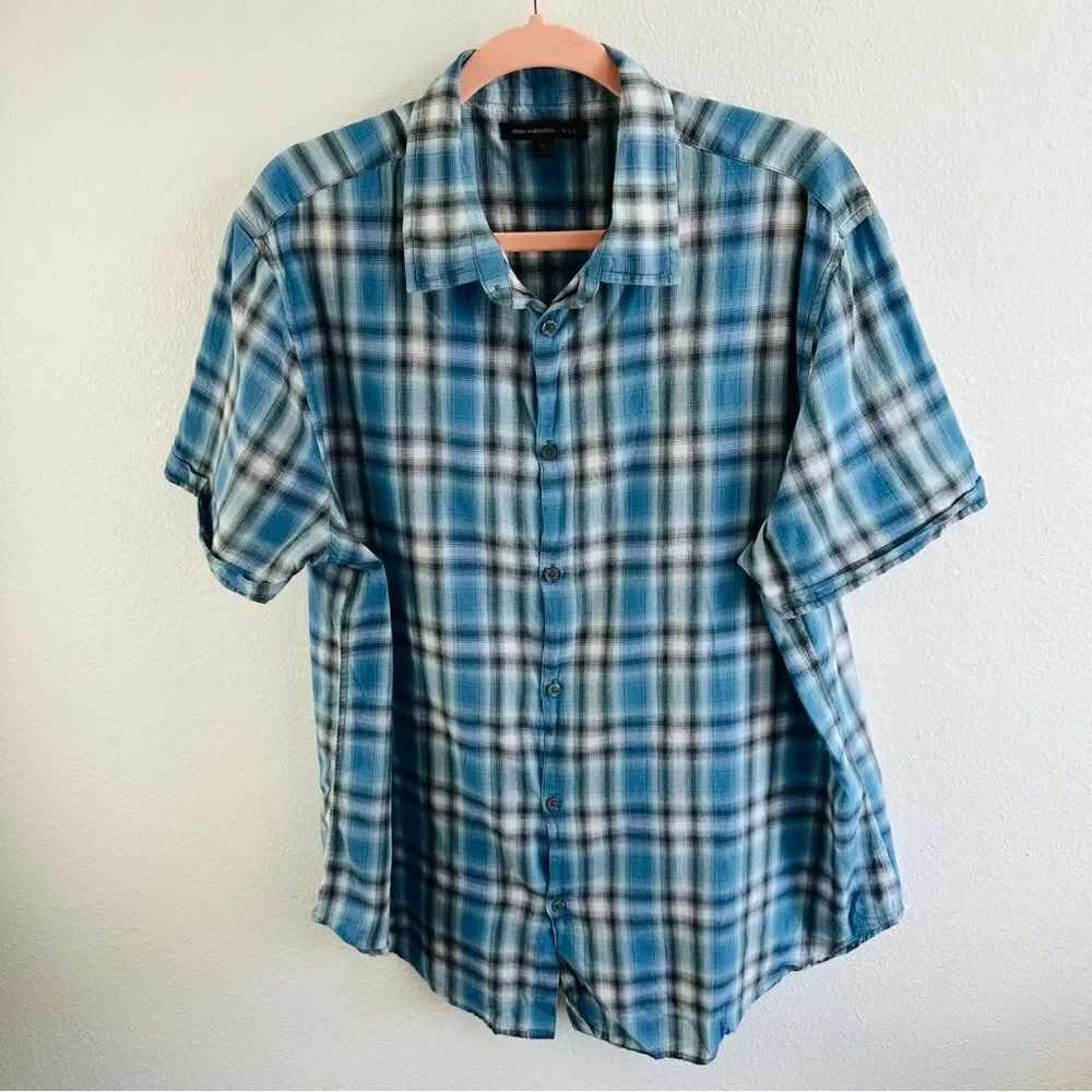 John Varvatos Short‎ Sleeve Blue Plaid Shirt Men’s Size  XL